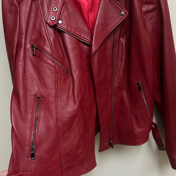 Best 100% Leather Motorcycle Jacket - Picture 8 of 9